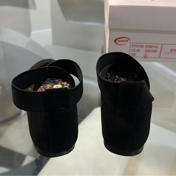 NIB Soda black suede toddler shoes size 9 - Picture 4 of 7